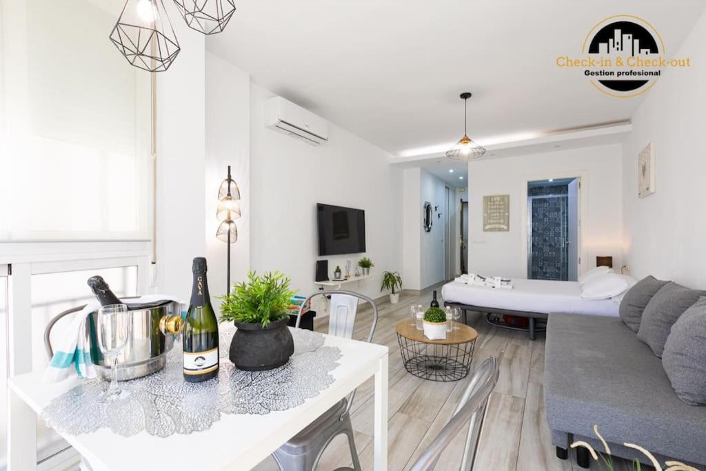 Apartamento El Acuerdo Centro Τορρεμολίνος Εξωτερικό φωτογραφία