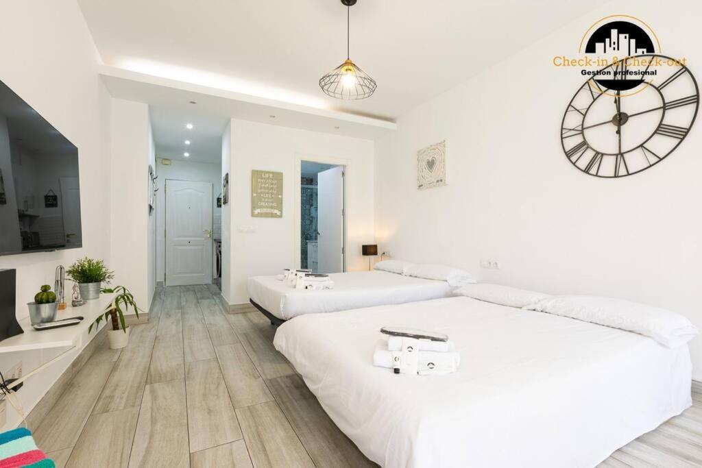 Apartamento El Acuerdo Centro Τορρεμολίνος Εξωτερικό φωτογραφία