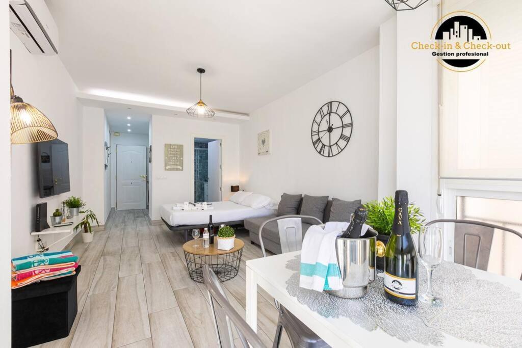 Apartamento El Acuerdo Centro Τορρεμολίνος Εξωτερικό φωτογραφία