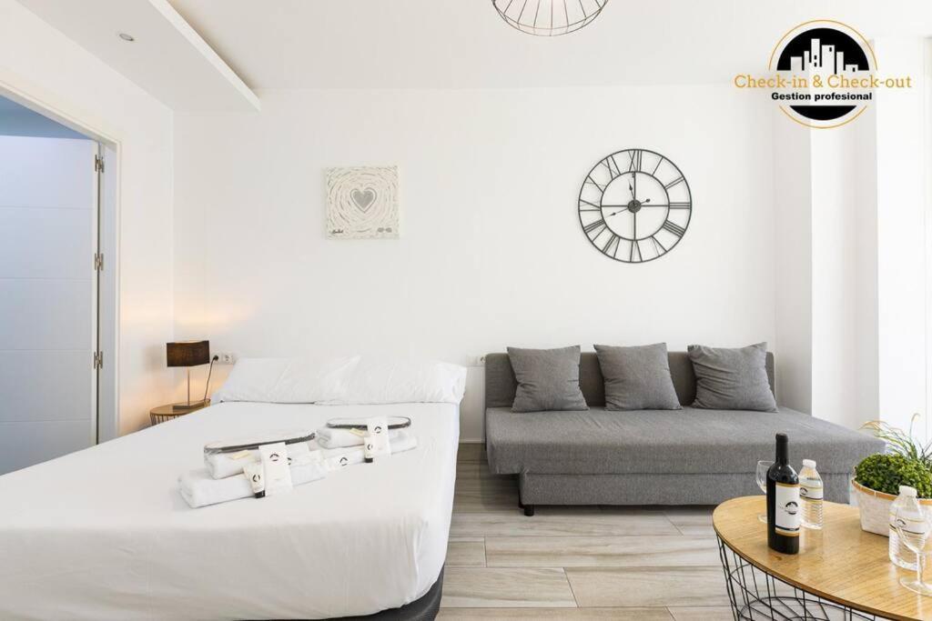 Apartamento El Acuerdo Centro Τορρεμολίνος Εξωτερικό φωτογραφία