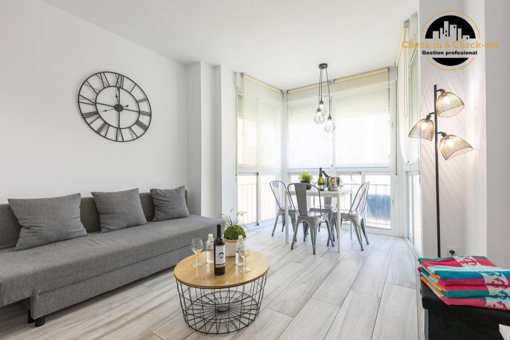 Apartamento El Acuerdo Centro Τορρεμολίνος Εξωτερικό φωτογραφία